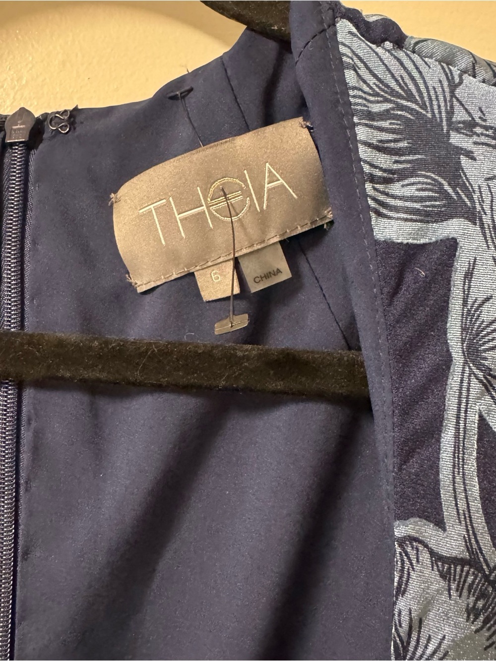 Theia Joslyn Bishop Sleeve Blue Floral Midi Dress NWOT - Picture 14 of 16